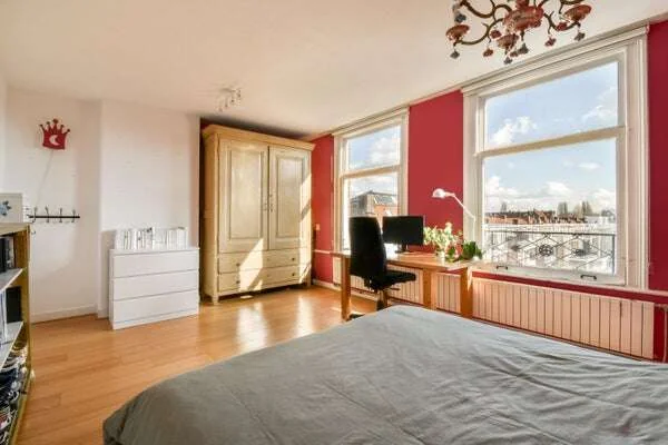 Foto van de Appartement gelegen aan de Hogeweg in Amsterdam