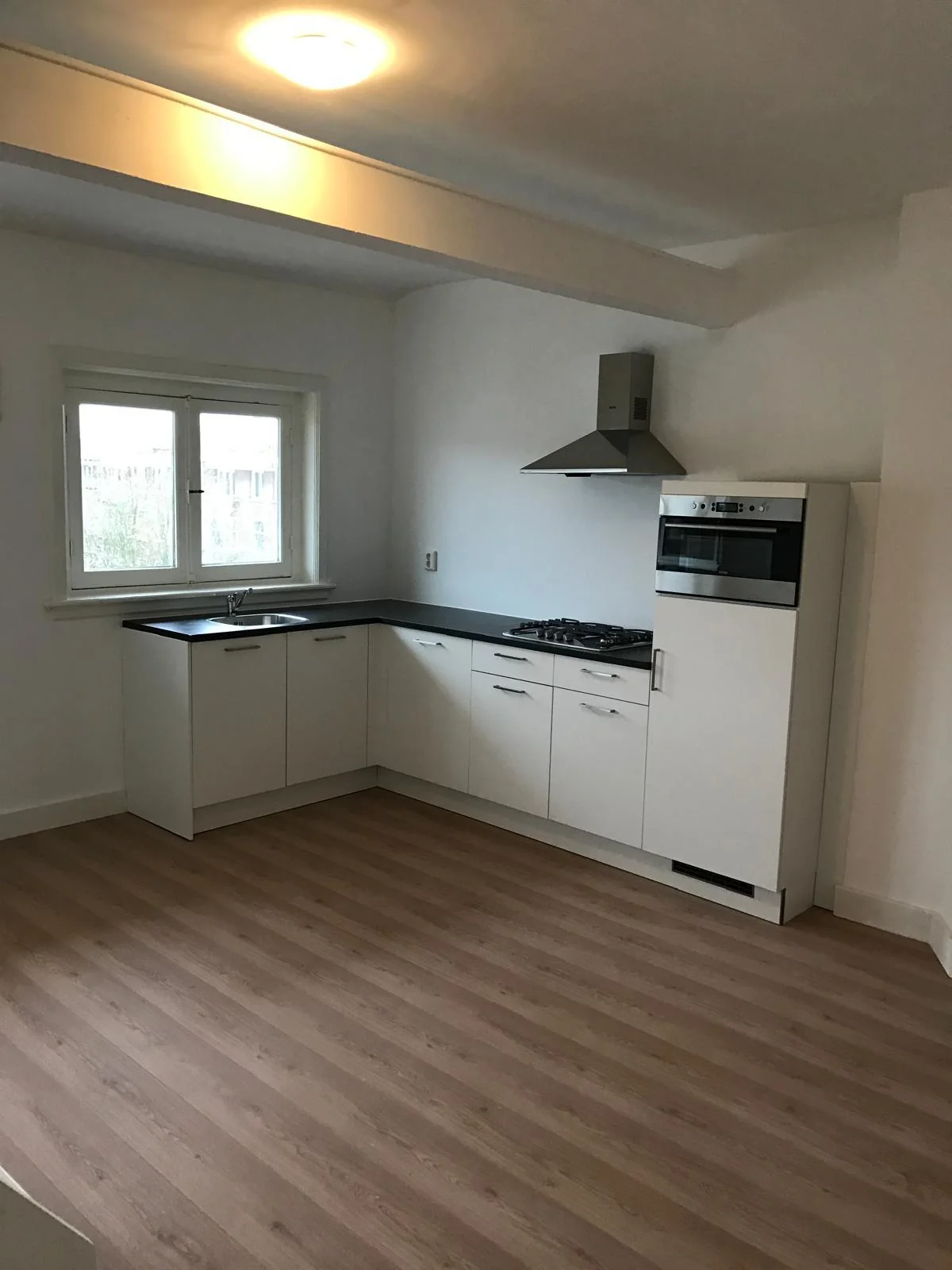 Foto van de Kamer gelegen aan de Waalstraat in Amsterdam