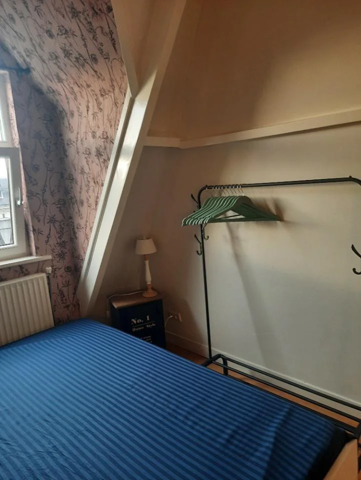 Foto van de Kamer gelegen aan de Regentesselaan in Den Haag