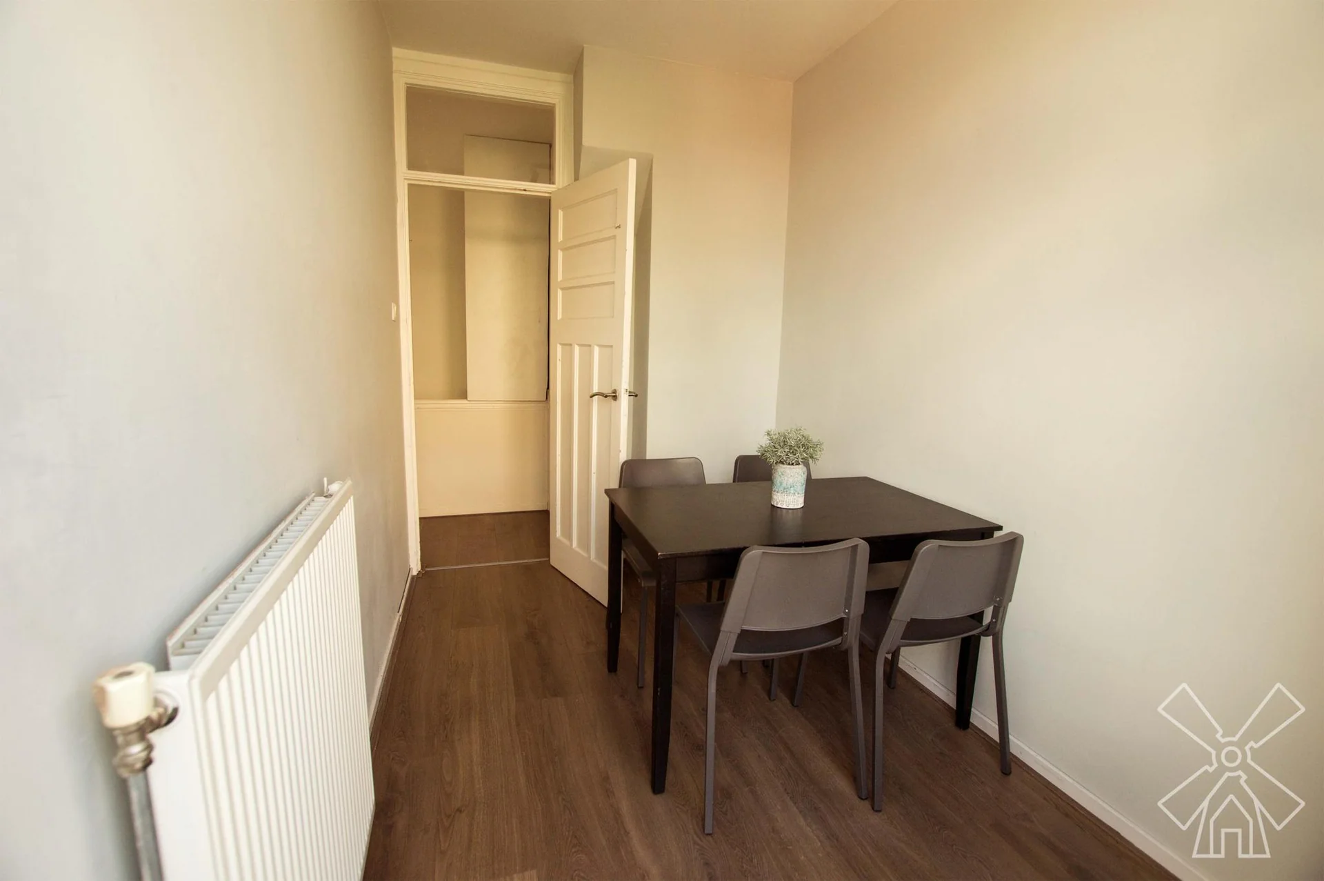 Foto van de Kamer gelegen aan de Oudemansstraat in Den Haag
