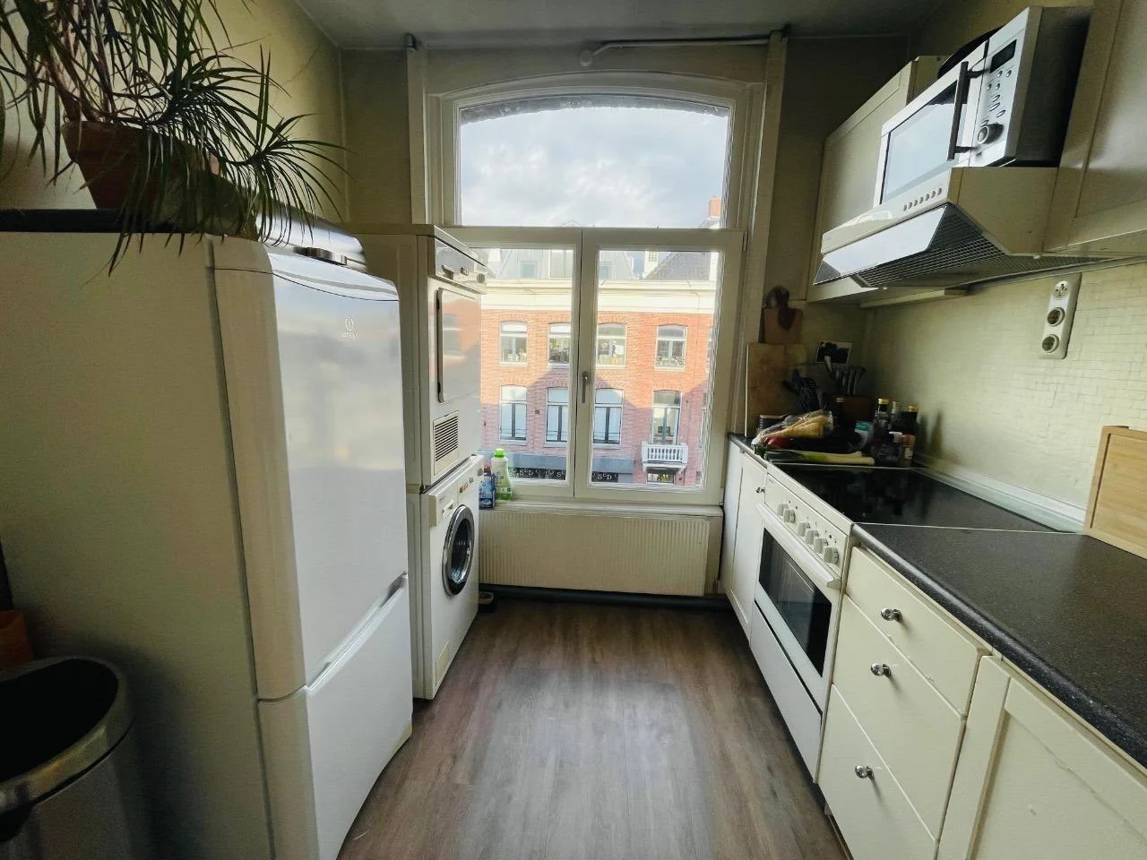 Foto van de Appartement gelegen aan de Van Eeghenlaan in Amsterdam