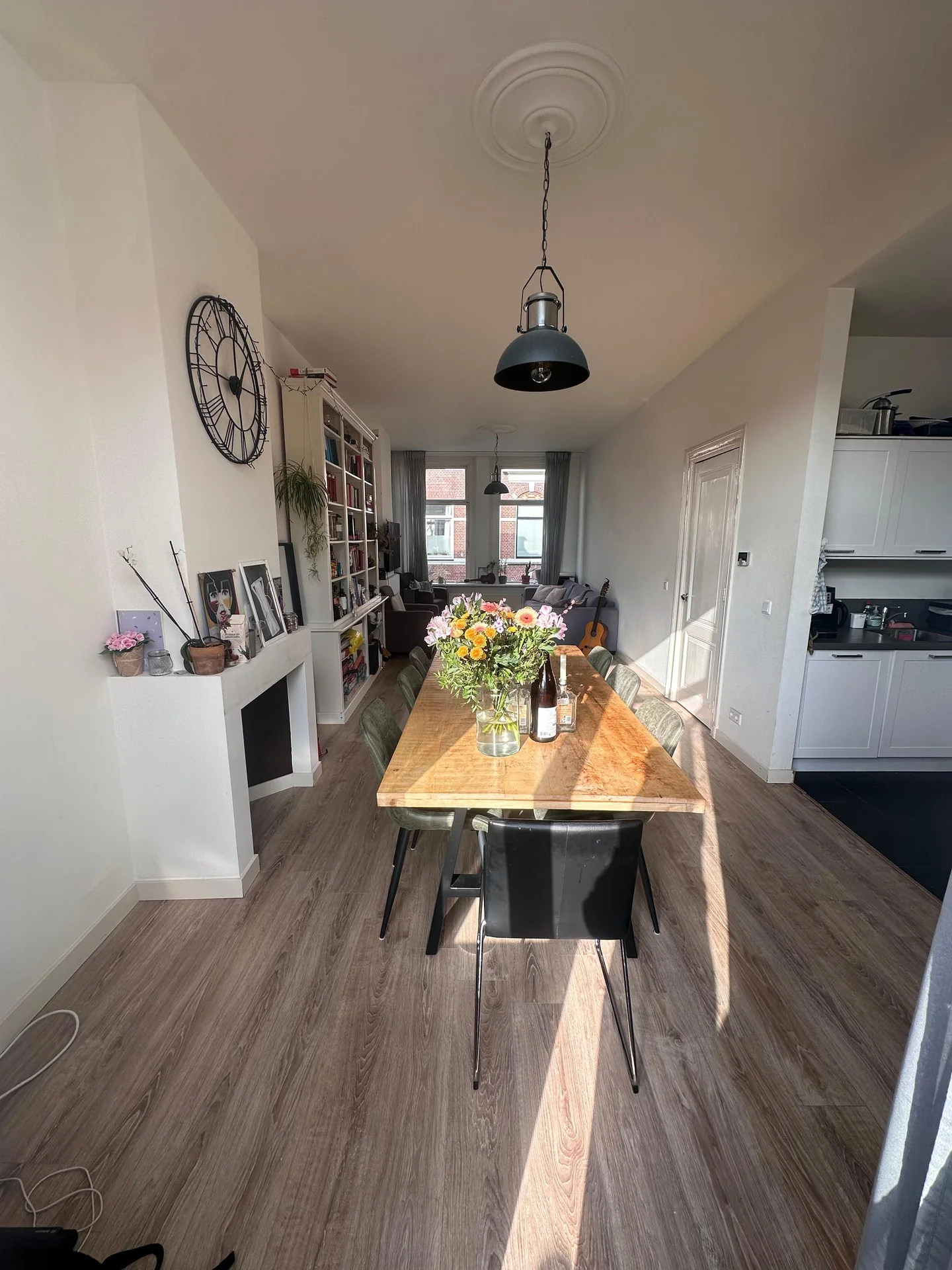 Foto van de Kamer gelegen aan de Duvenvoordestraat in Haarlem