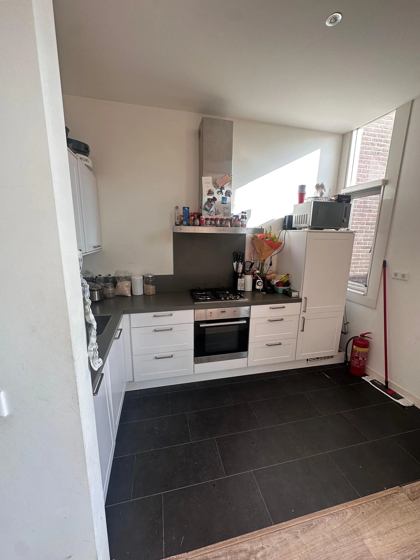 Foto van de Kamer gelegen aan de Duvenvoordestraat in Haarlem