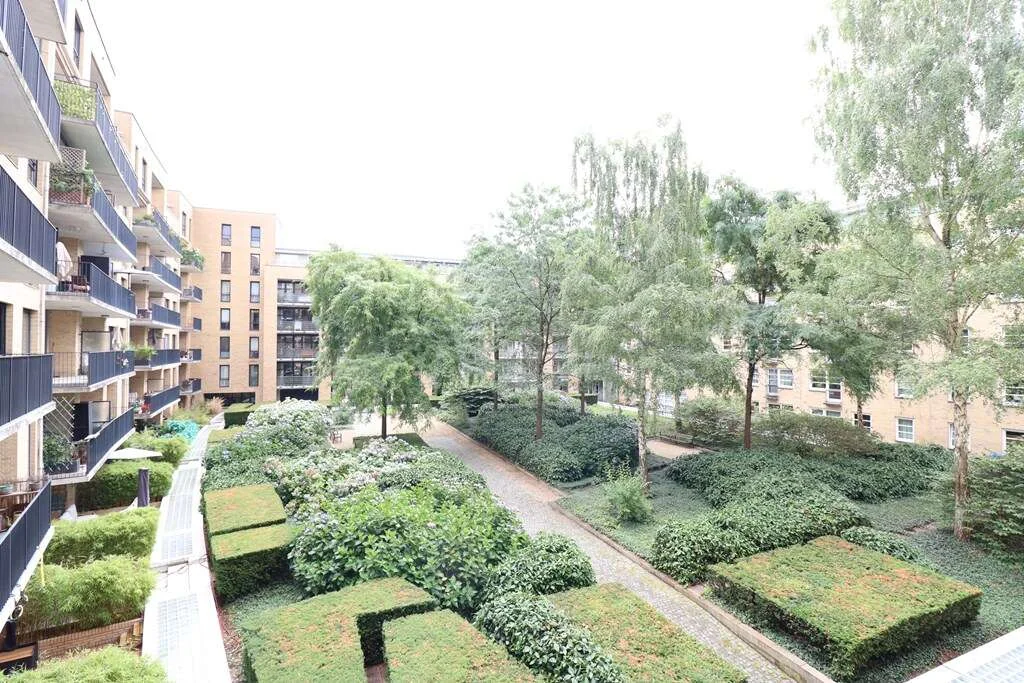 Foto van de Appartement gelegen aan de Afroditekade in Amsterdam