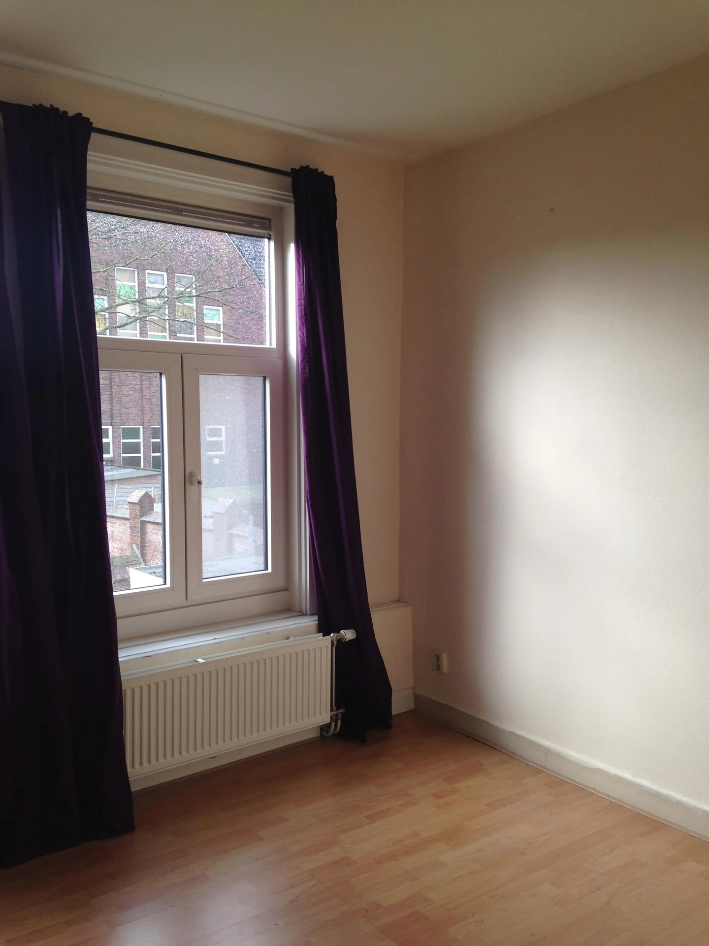 Foto van de Kamer gelegen aan de Oostersingel in Groningen