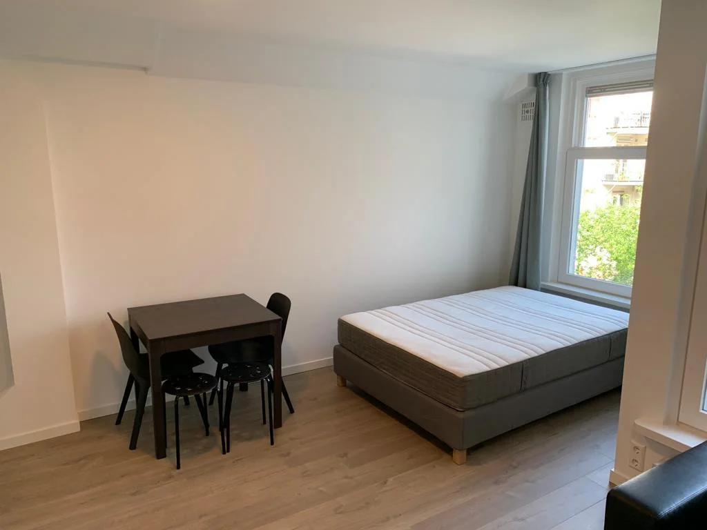 Foto van de Studio gelegen aan de Ruysdaelkade in Amsterdam