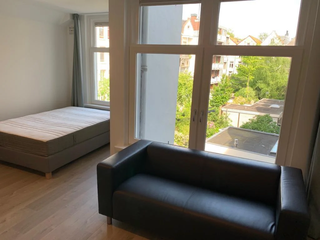 Foto van de Studio gelegen aan de Ruysdaelkade in Amsterdam