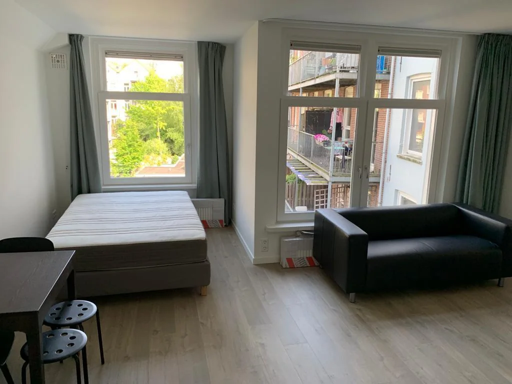 Foto van de Studio gelegen aan de Ruysdaelkade in Amsterdam