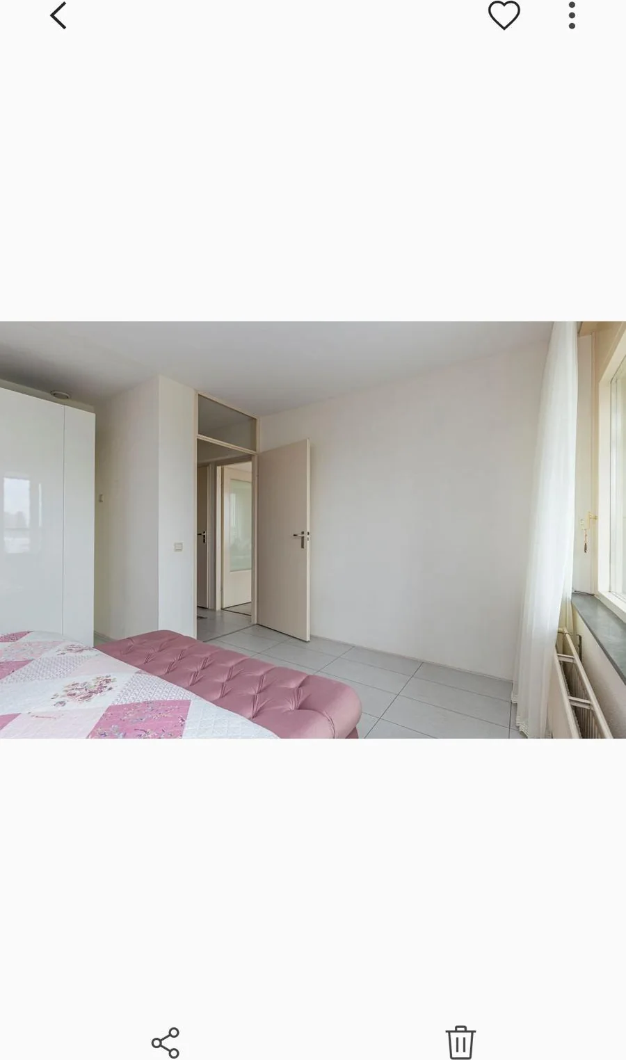 Foto van de Kamer gelegen aan de Loosduinsekade in Den Haag