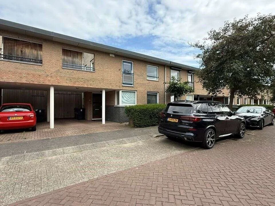 Foto van de Appartement gelegen aan de Maria Dermoûtlaan in Amstelveen