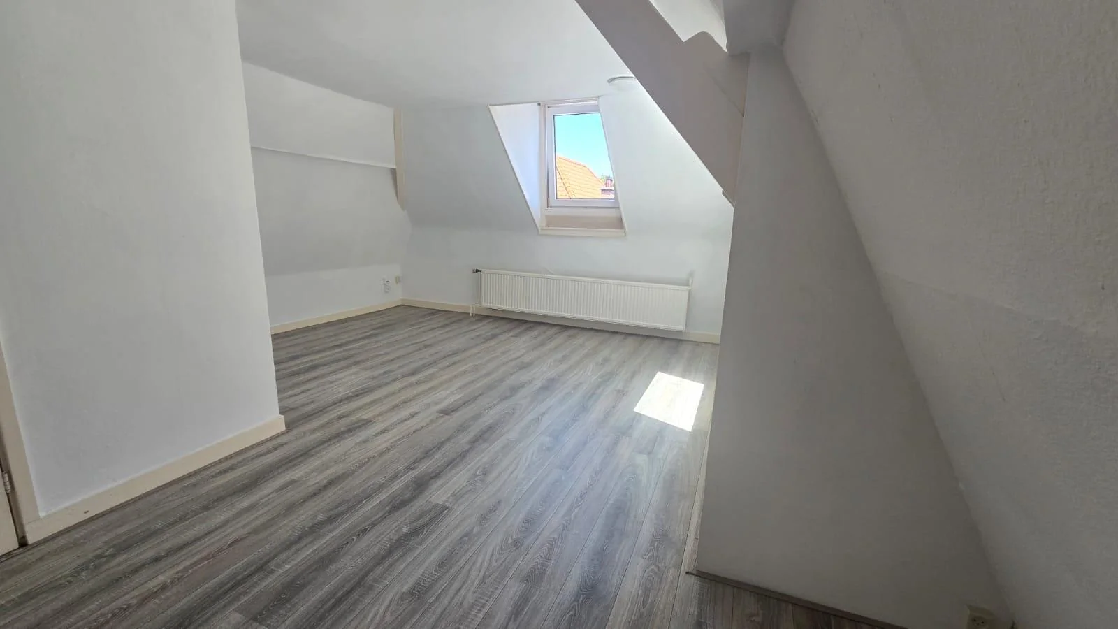 Foto van de Kamer gelegen aan de Barentszstraat in Den Haag