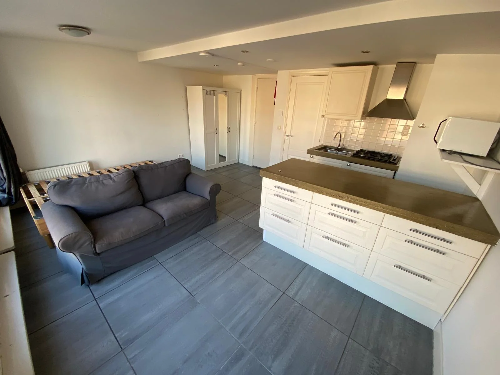 Foto van de Appartement gelegen aan de Nieuwezijds Voorburgwal in Amsterdam