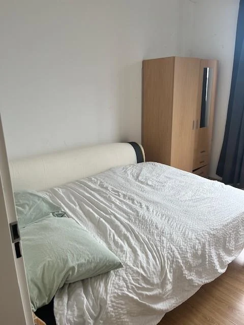 Foto van de Kamer gelegen aan de Maassluisstraat in Amsterdam