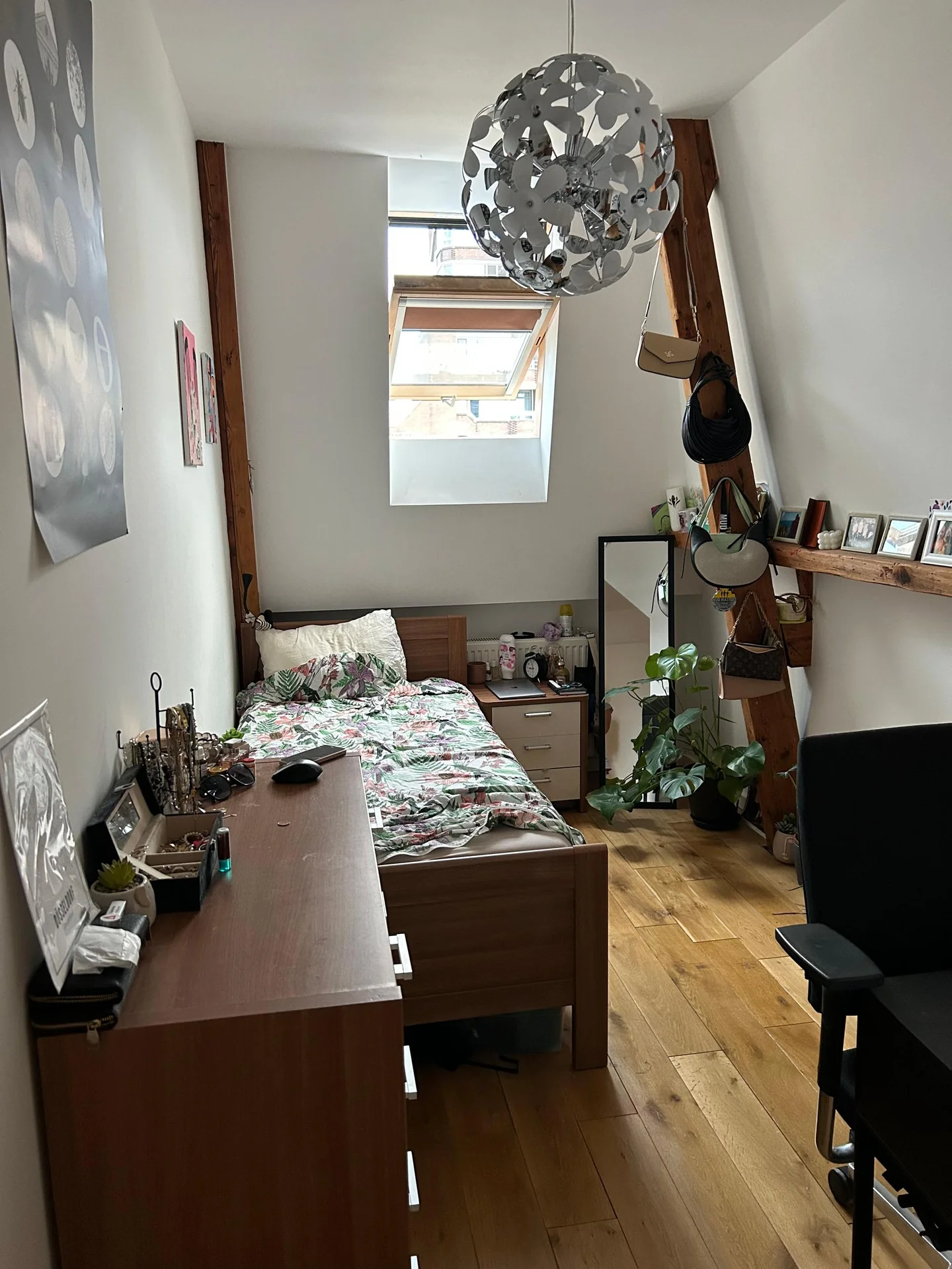 Foto van de Kamer gelegen aan de Westzeedijk in Rotterdam