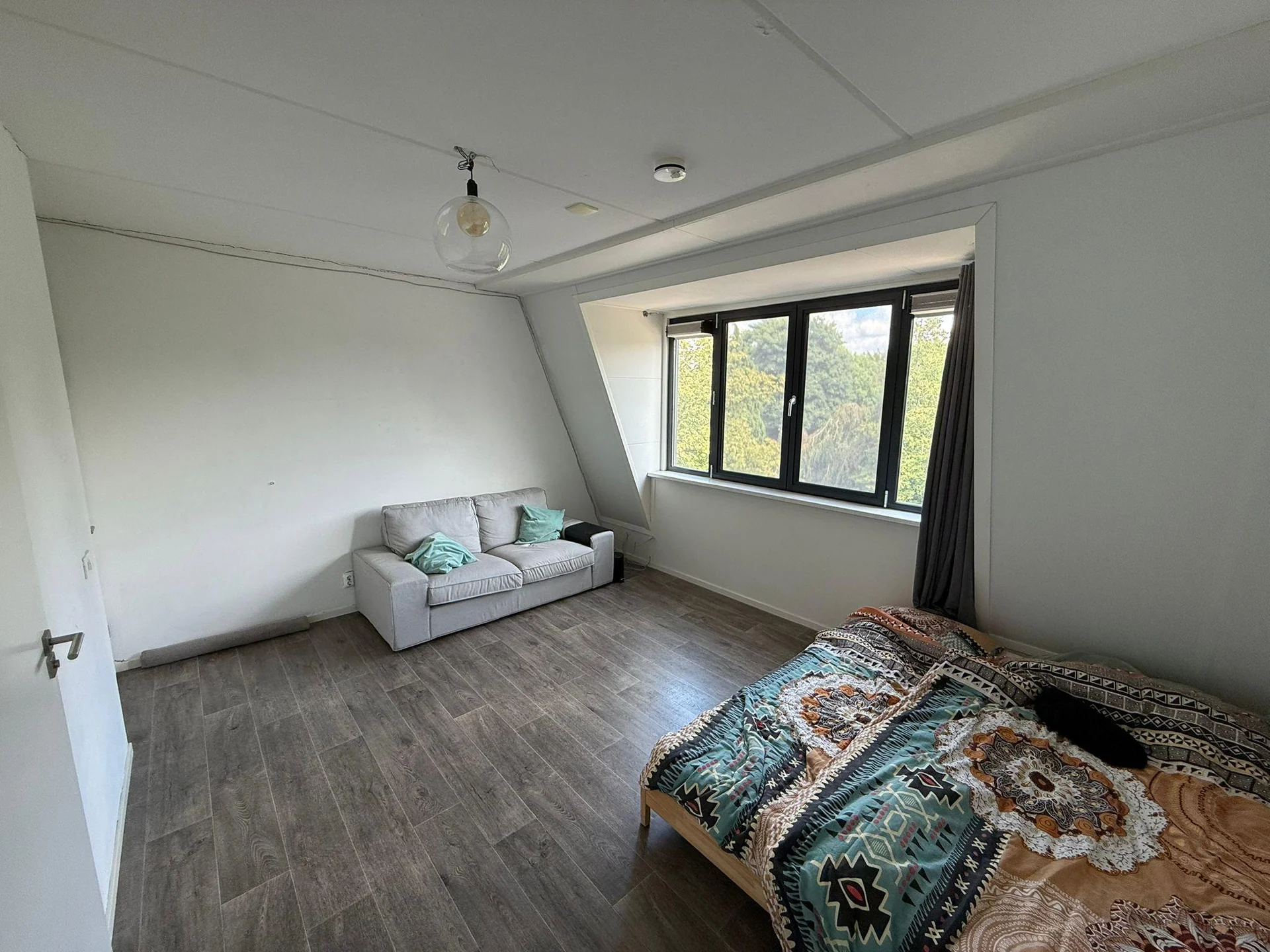Foto van de Kamer gelegen aan de Deurningerstraat in Enschede