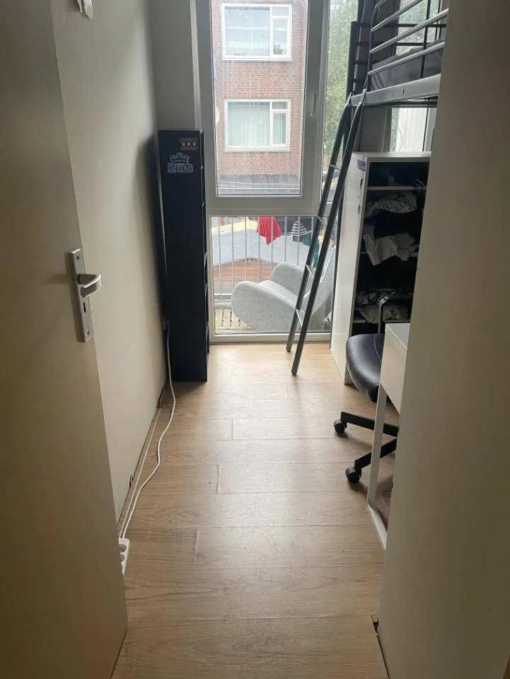 Foto van de Kamer gelegen aan de Lyonnetstraat in Den Haag
