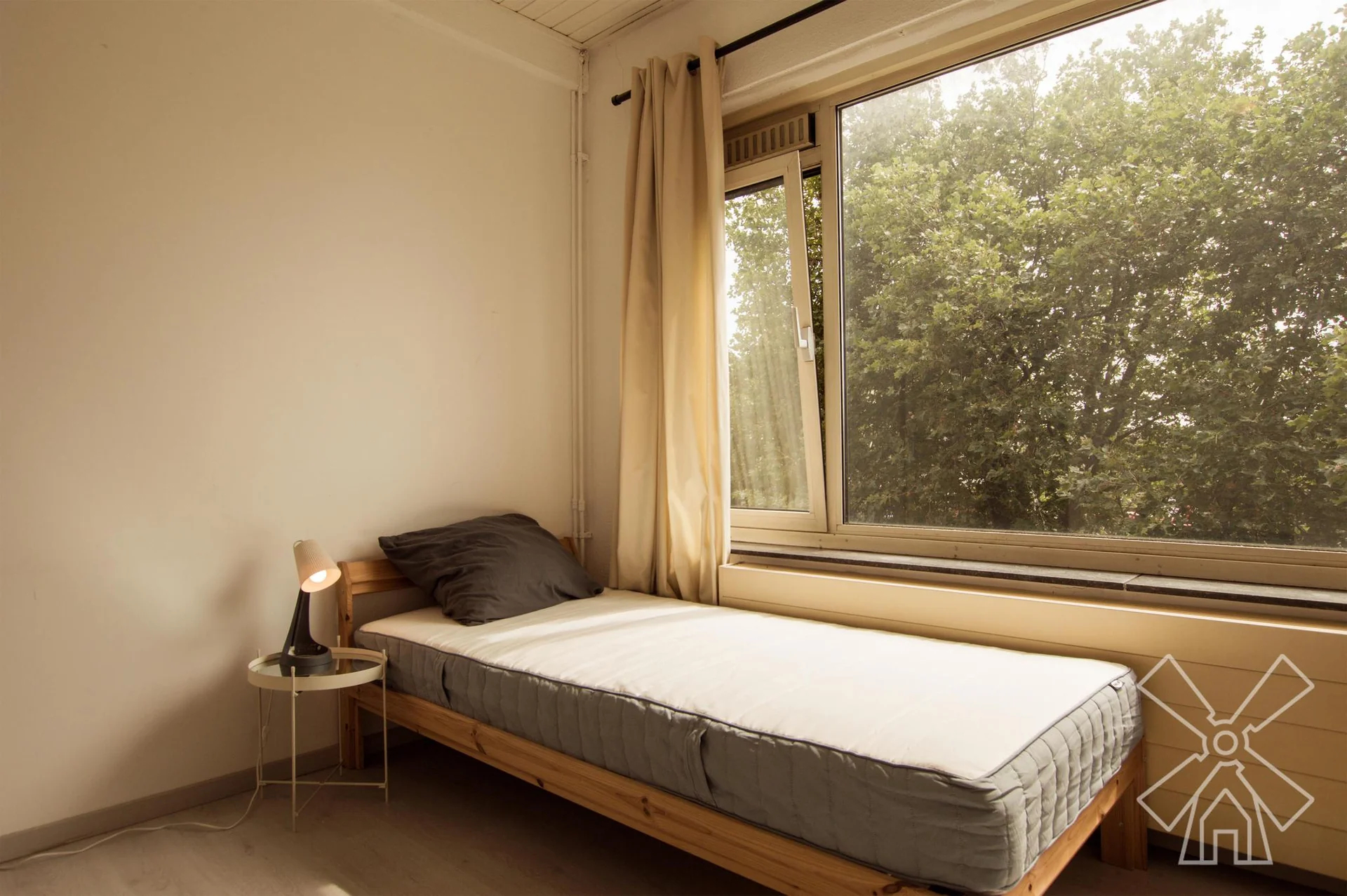 Foto van de Kamer gelegen aan de Lijnbaan in Den Haag