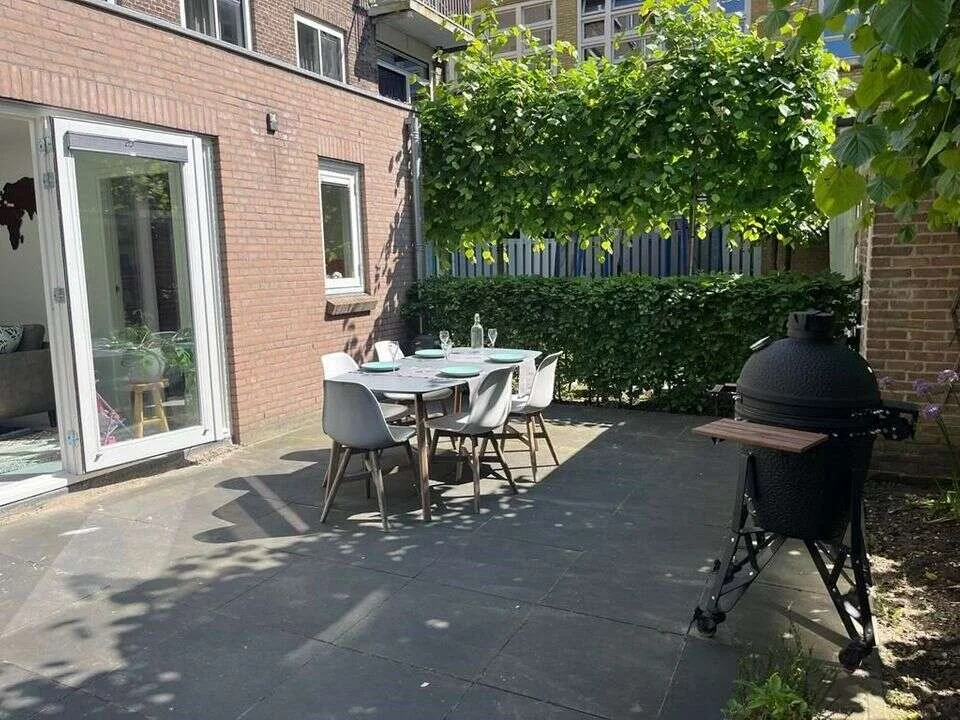Foto van de Appartement gelegen aan de Hoofdweg in Amsterdam
