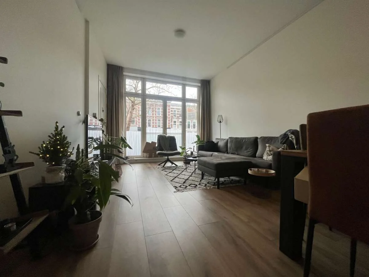 Foto van de Appartement gelegen aan de 's-Gravendijkwal in Rotterdam