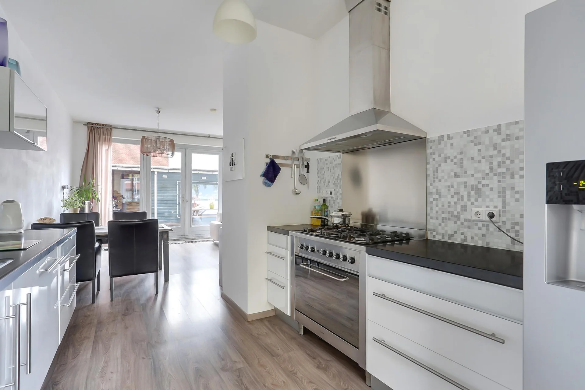 Foto van de Appartement gelegen aan de Hoogeveenlaan in Den Haag