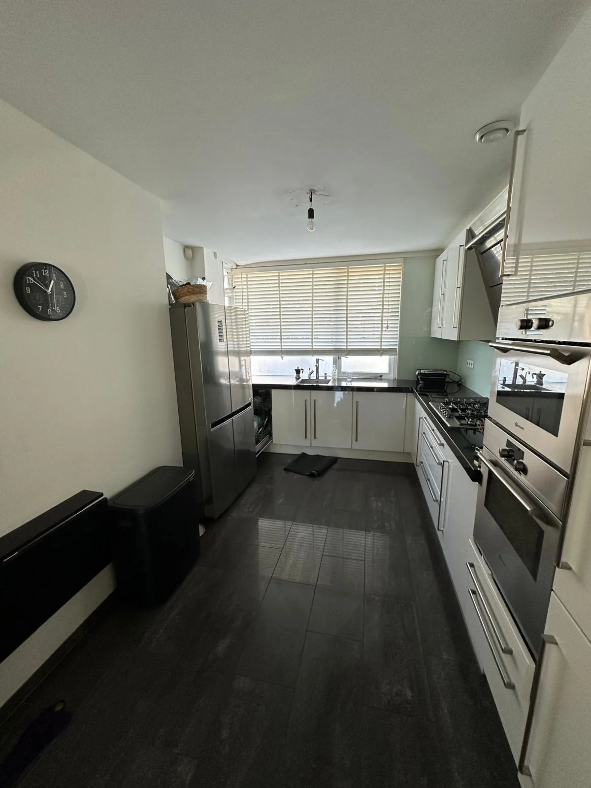 Foto van de Kamer gelegen aan de A.J. Koejemansstraat in Amsterdam