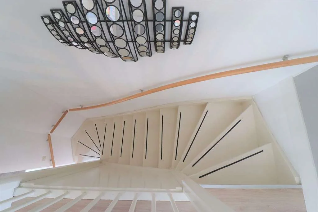 Foto van de Appartement gelegen aan de Mgr.dr. H. Poelslaan in Amstelveen