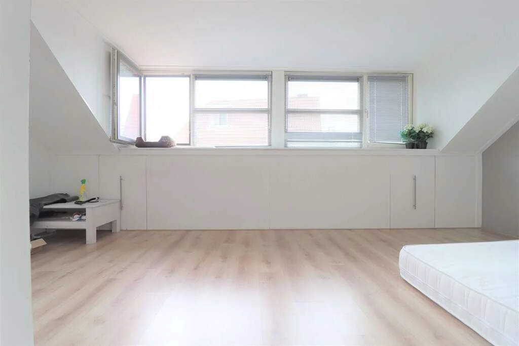 Foto van de Appartement gelegen aan de Mgr.dr. H. Poelslaan in Amstelveen