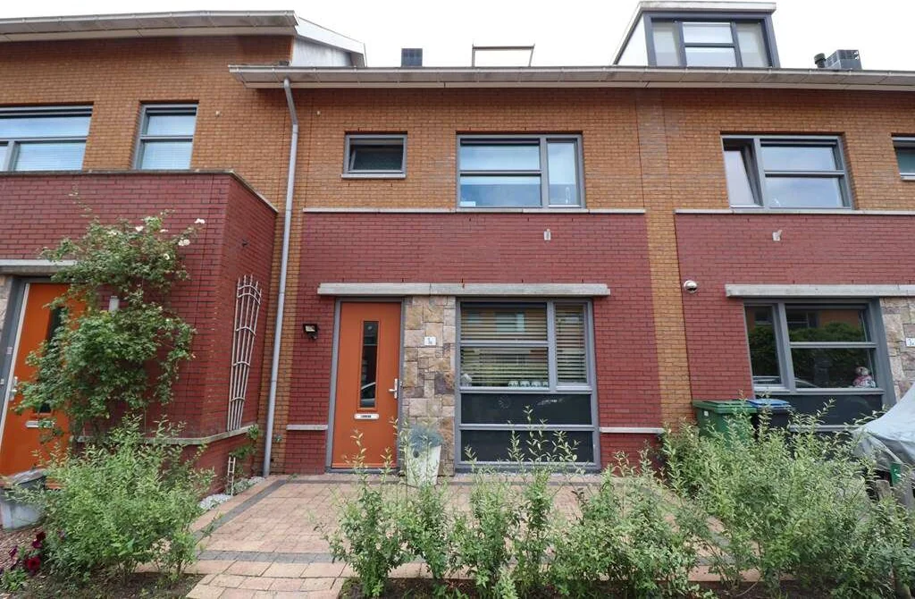 Foto van de Appartement gelegen aan de Mgr.dr. H. Poelslaan in Amstelveen