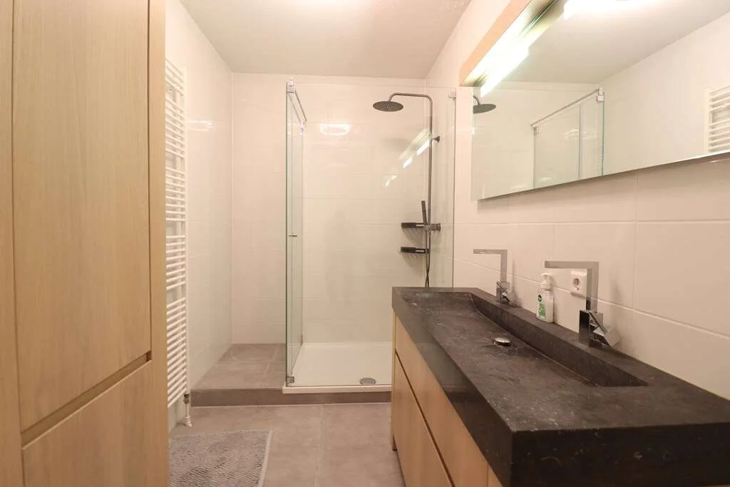 Foto van de Appartement gelegen aan de Carolina MacGillavrylaan in Amsterdam