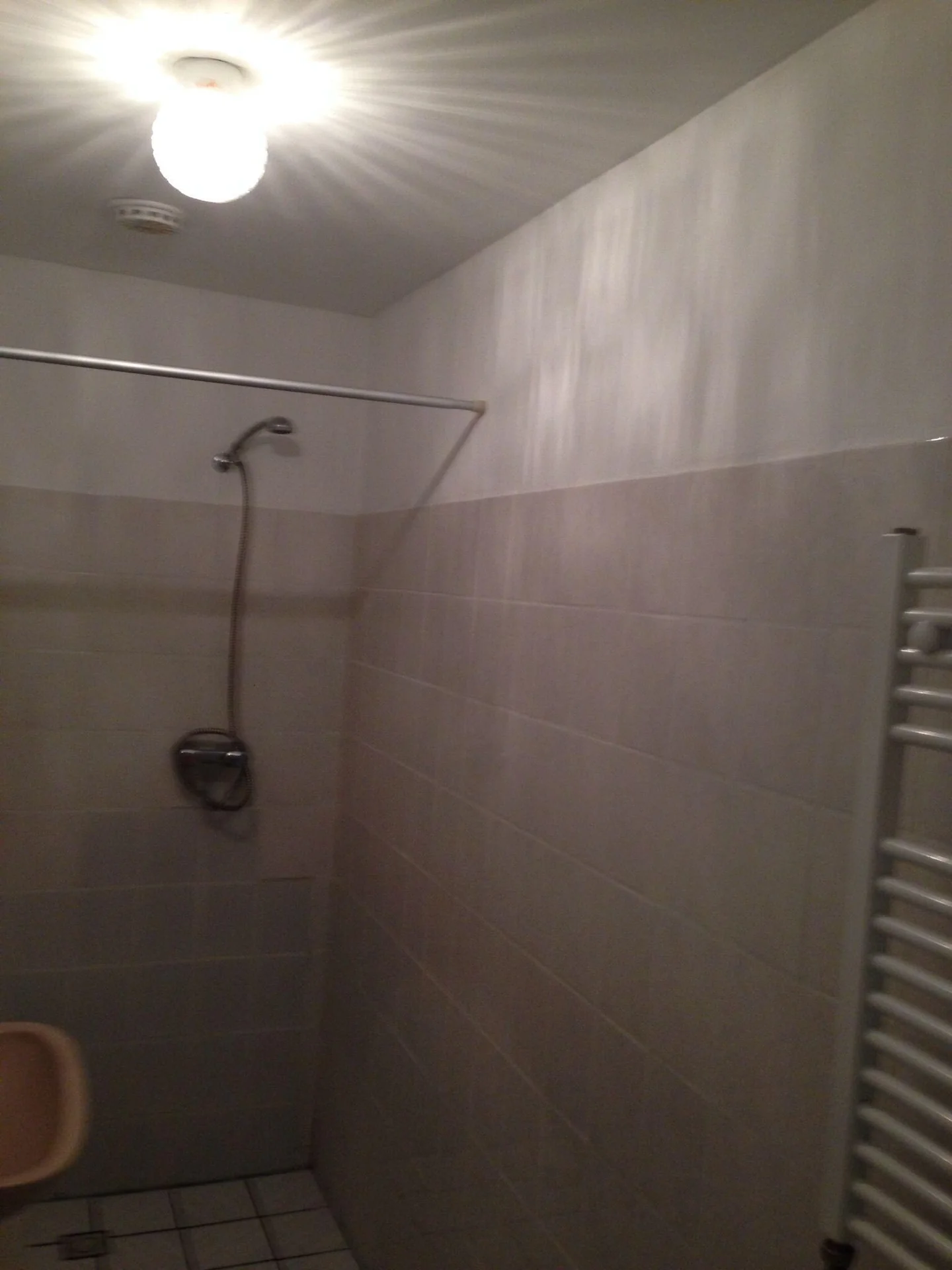 Foto van de Kamer gelegen aan de Kolkstraat in Haarlem