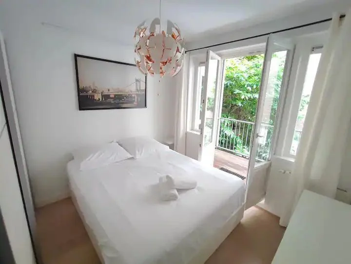 Foto van de Appartement gelegen aan de Rustenburgerstraat in Amsterdam