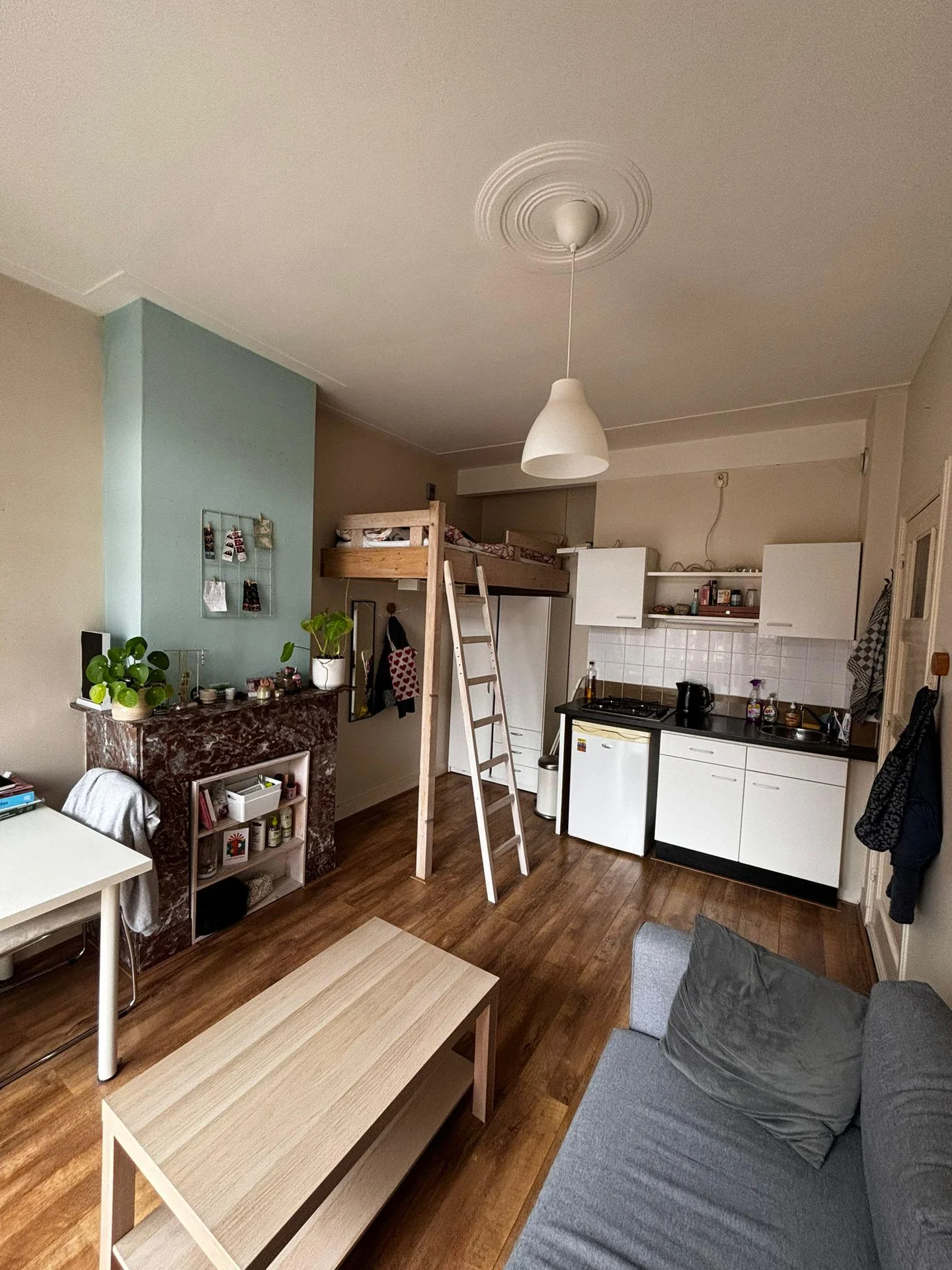 Foto van de Kamer gelegen aan de Van Hamelstraat in Groningen