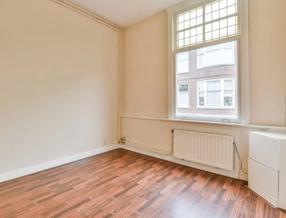 Foto van de Kamer gelegen aan de Weissenbruchstraat in Den Haag