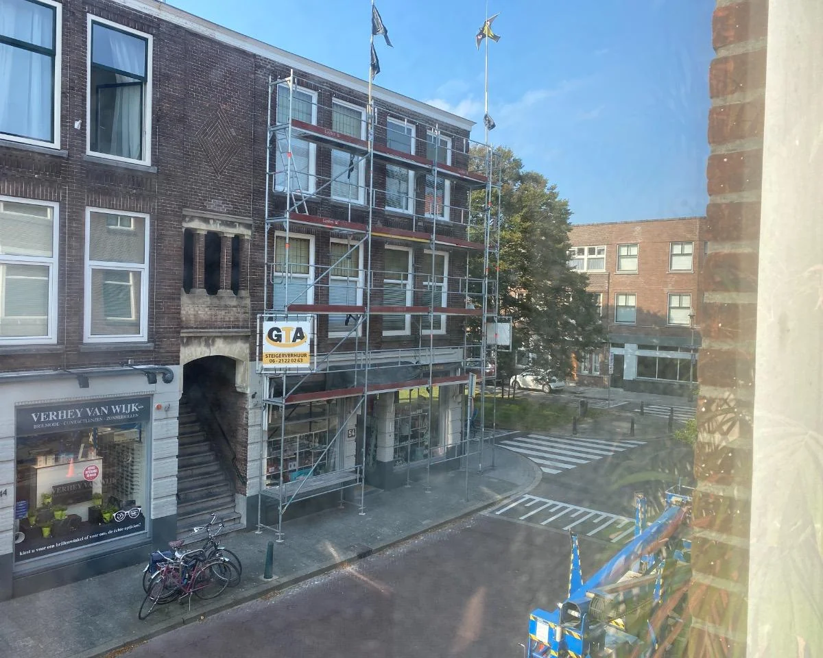 Foto van de Kamer gelegen aan de Weissenbruchstraat in Den Haag