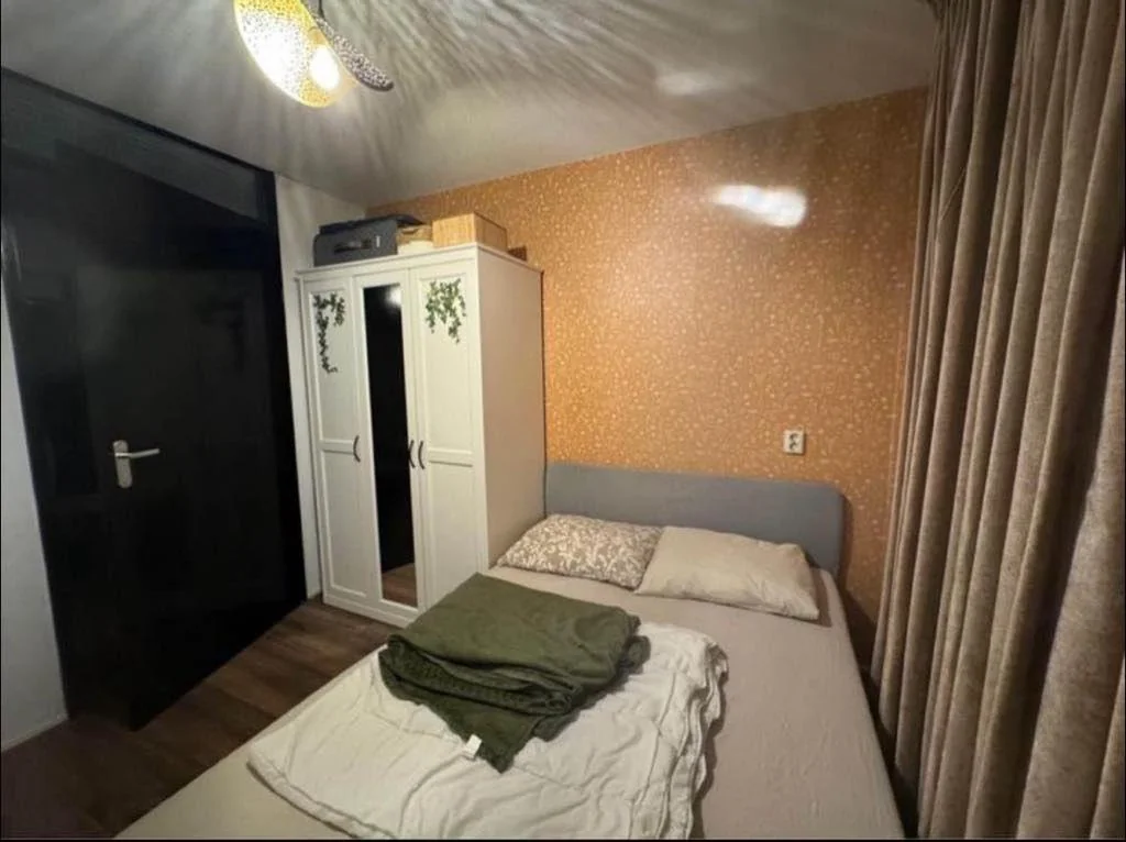 Foto van de Kamer gelegen aan de Elisabeth Samsonstraat in Amsterdam