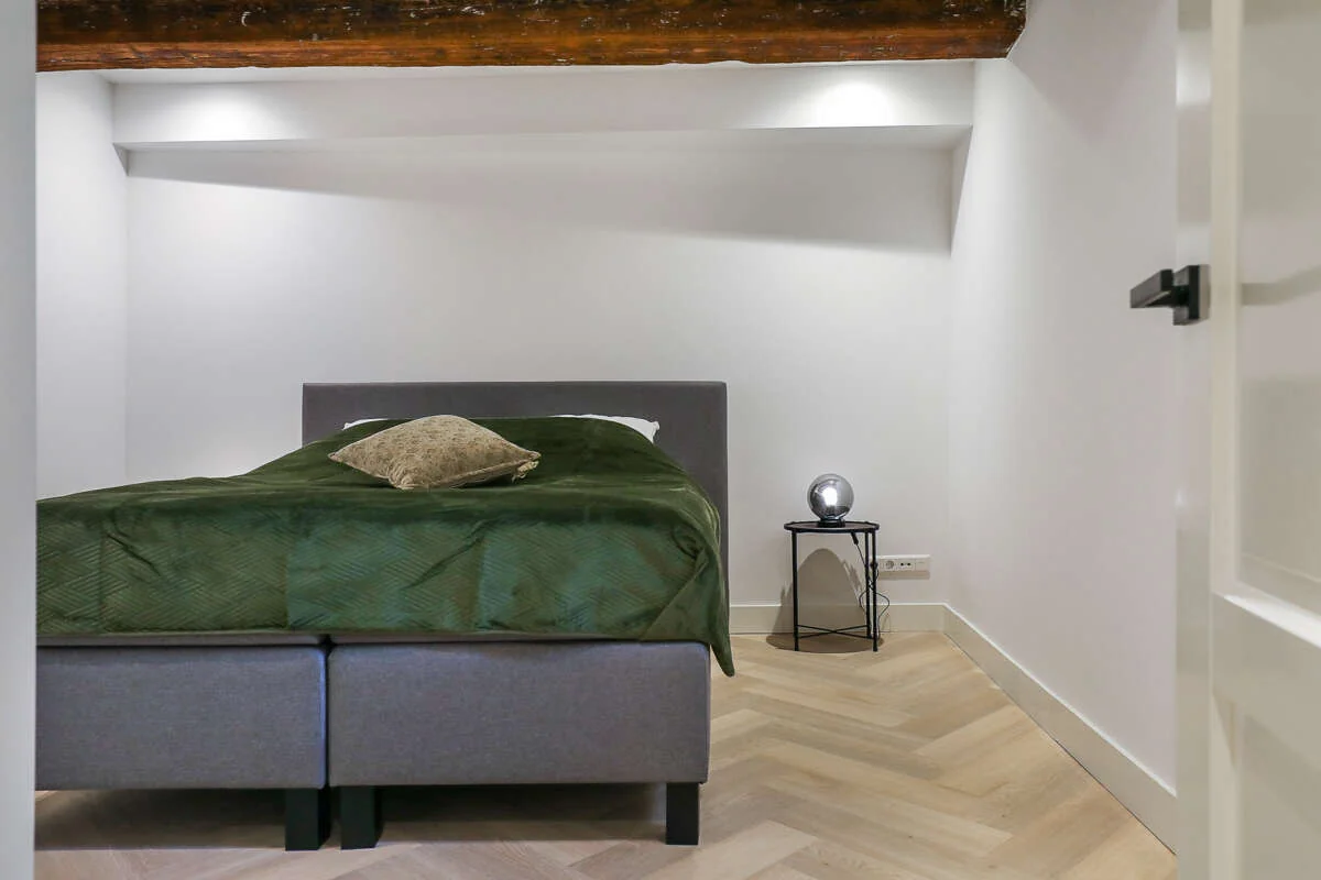 Foto van de Appartement gelegen aan de Nieuwezijds Voorburgwal in Amsterdam