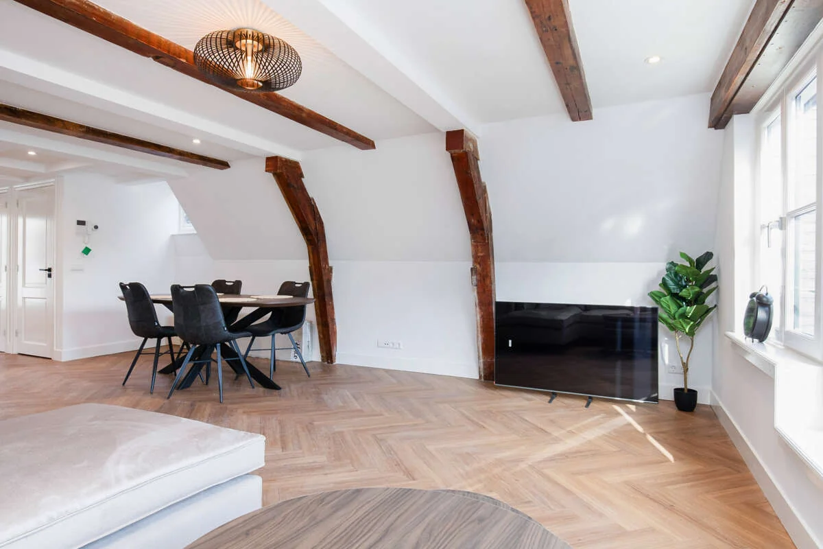 Foto van de Appartement gelegen aan de Nieuwezijds Voorburgwal in Amsterdam