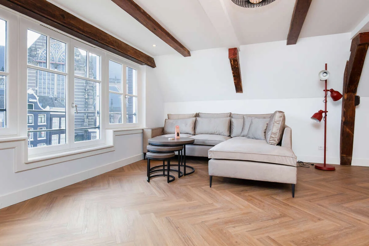 Foto van de Appartement gelegen aan de Nieuwezijds Voorburgwal in Amsterdam