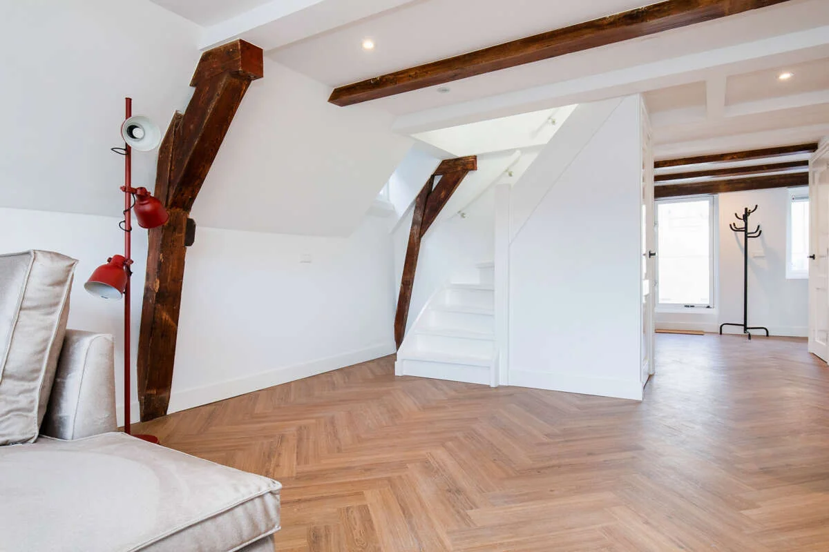 Foto van de Appartement gelegen aan de Nieuwezijds Voorburgwal in Amsterdam