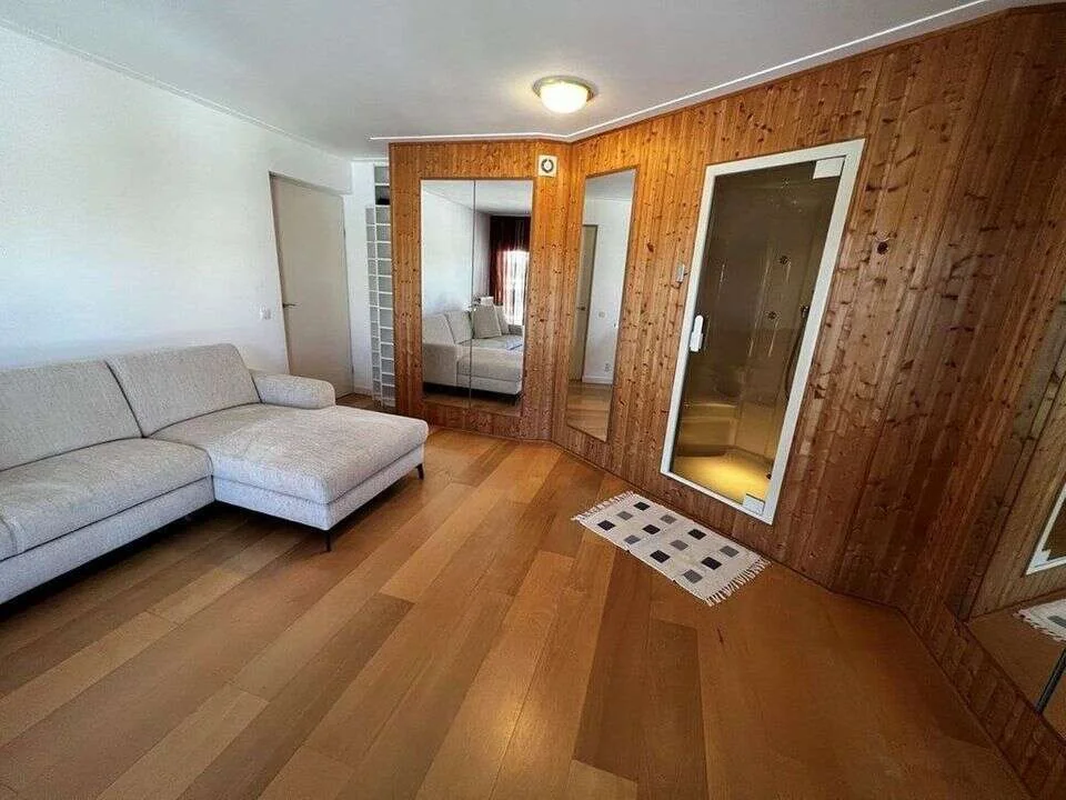 Foto van de Appartement gelegen aan de Arent Janszoon Ernststraat in Amsterdam