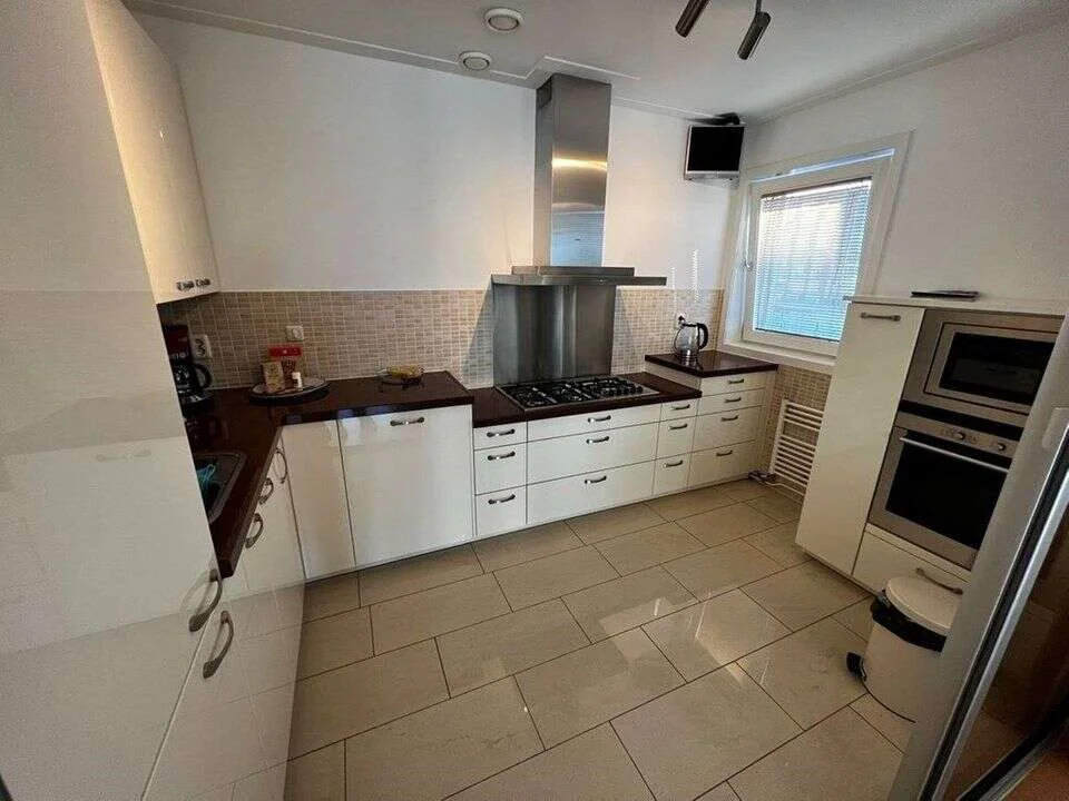 Foto van de Appartement gelegen aan de Arent Janszoon Ernststraat in Amsterdam