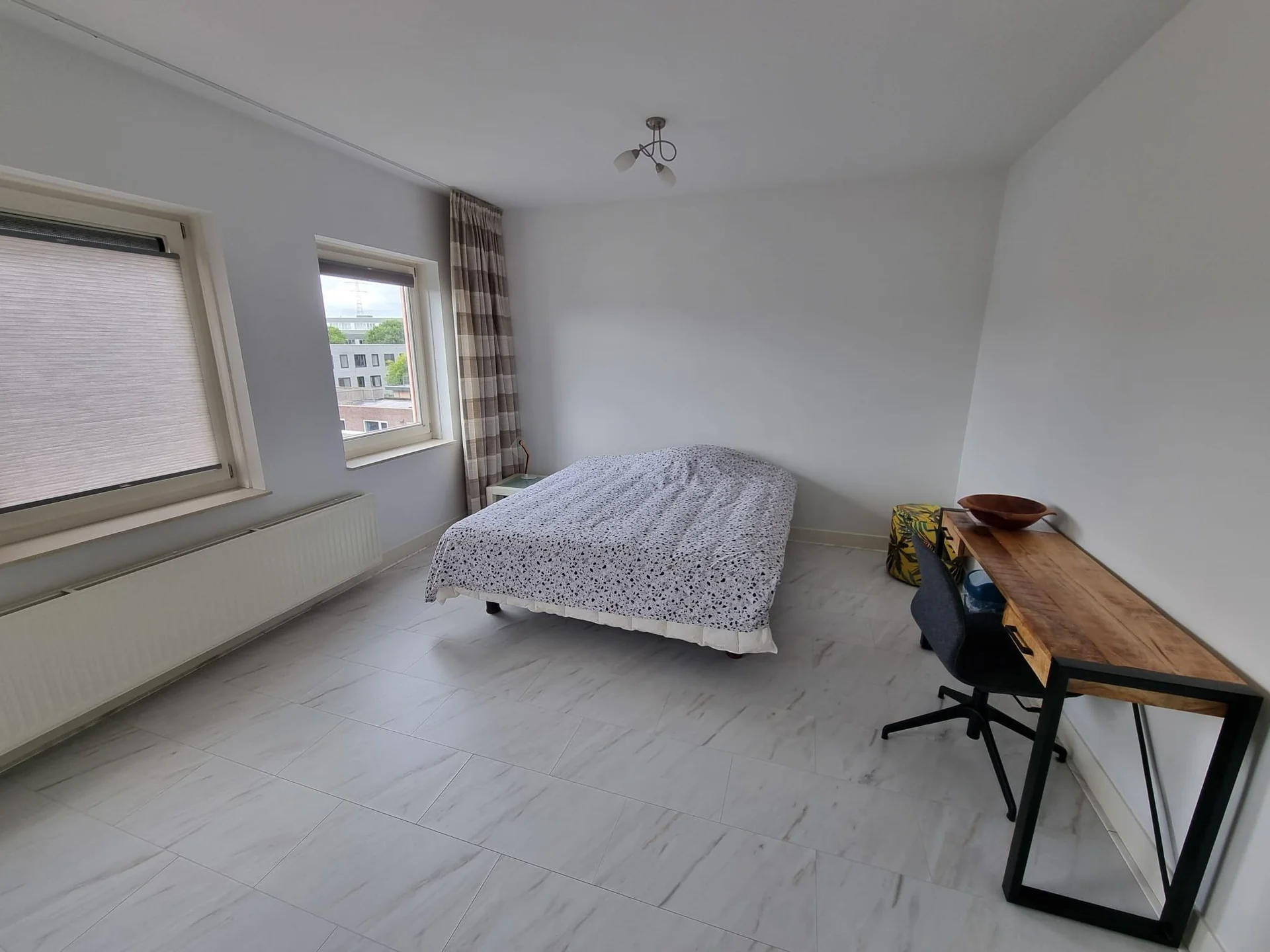 Foto van de Kamer gelegen aan de Cornelis Zillesenlaan in Amsterdam