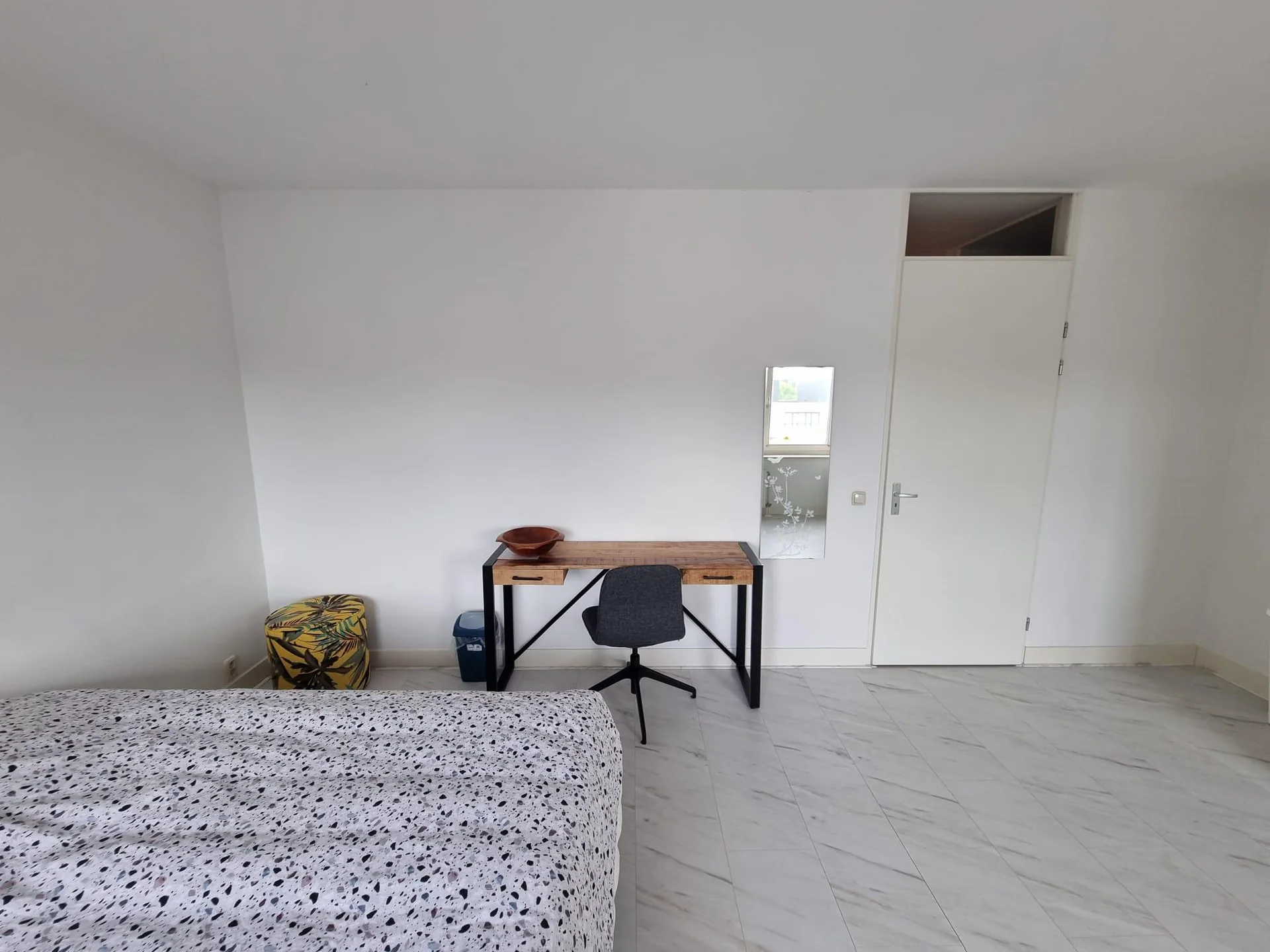 Foto van de Kamer gelegen aan de Cornelis Zillesenlaan in Amsterdam