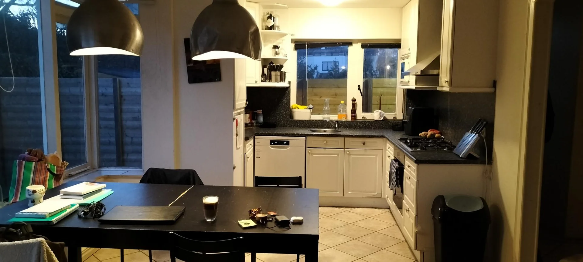 Foto van de Kamer gelegen aan de van Beekstraat in Landsmeer