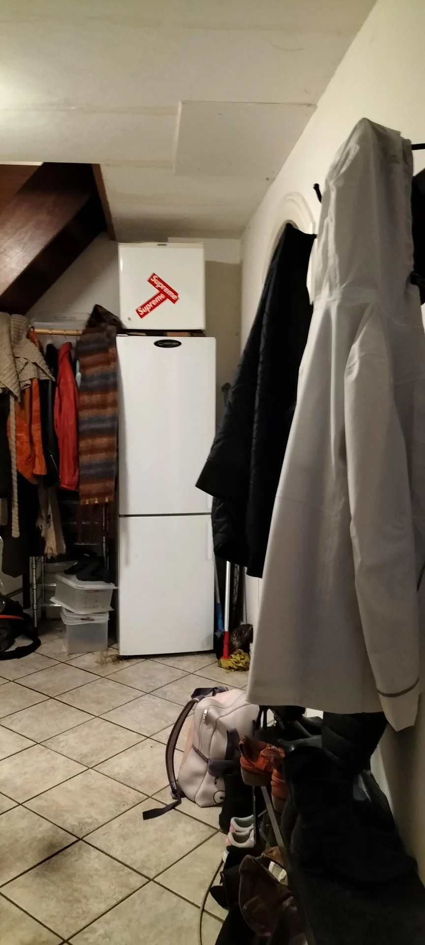 Foto van de Kamer gelegen aan de van Beekstraat in Landsmeer