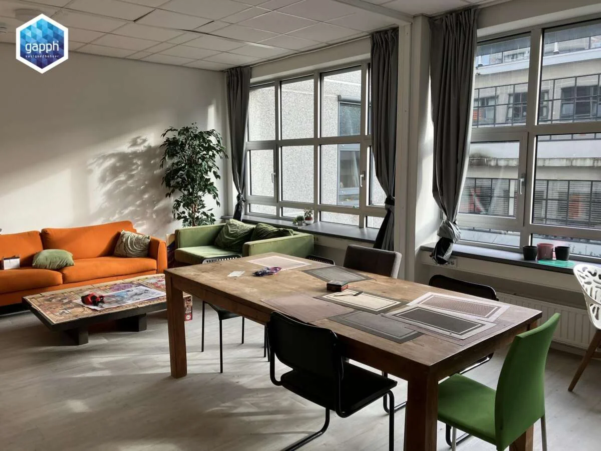 Foto van de Kamer gelegen aan de Koningin Wilhelminaplein in Amsterdam