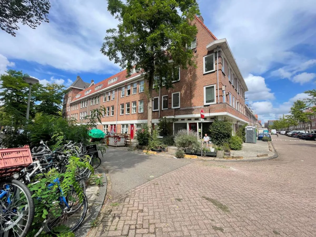 Foto van de Appartement gelegen aan de Davisstraat in Amsterdam