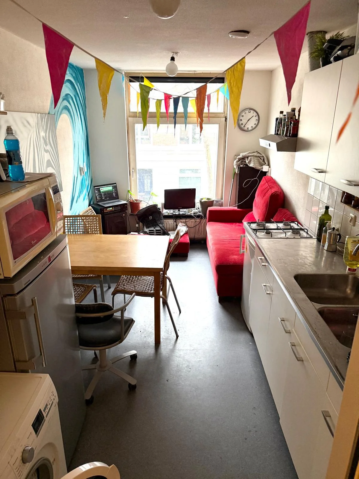 Foto van de Kamer gelegen aan de Bilderdijkstraat in Den Haag