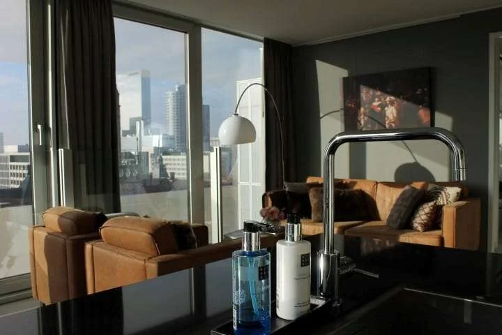 Foto van de Appartement gelegen aan de Halvemaanpassage in Rotterdam