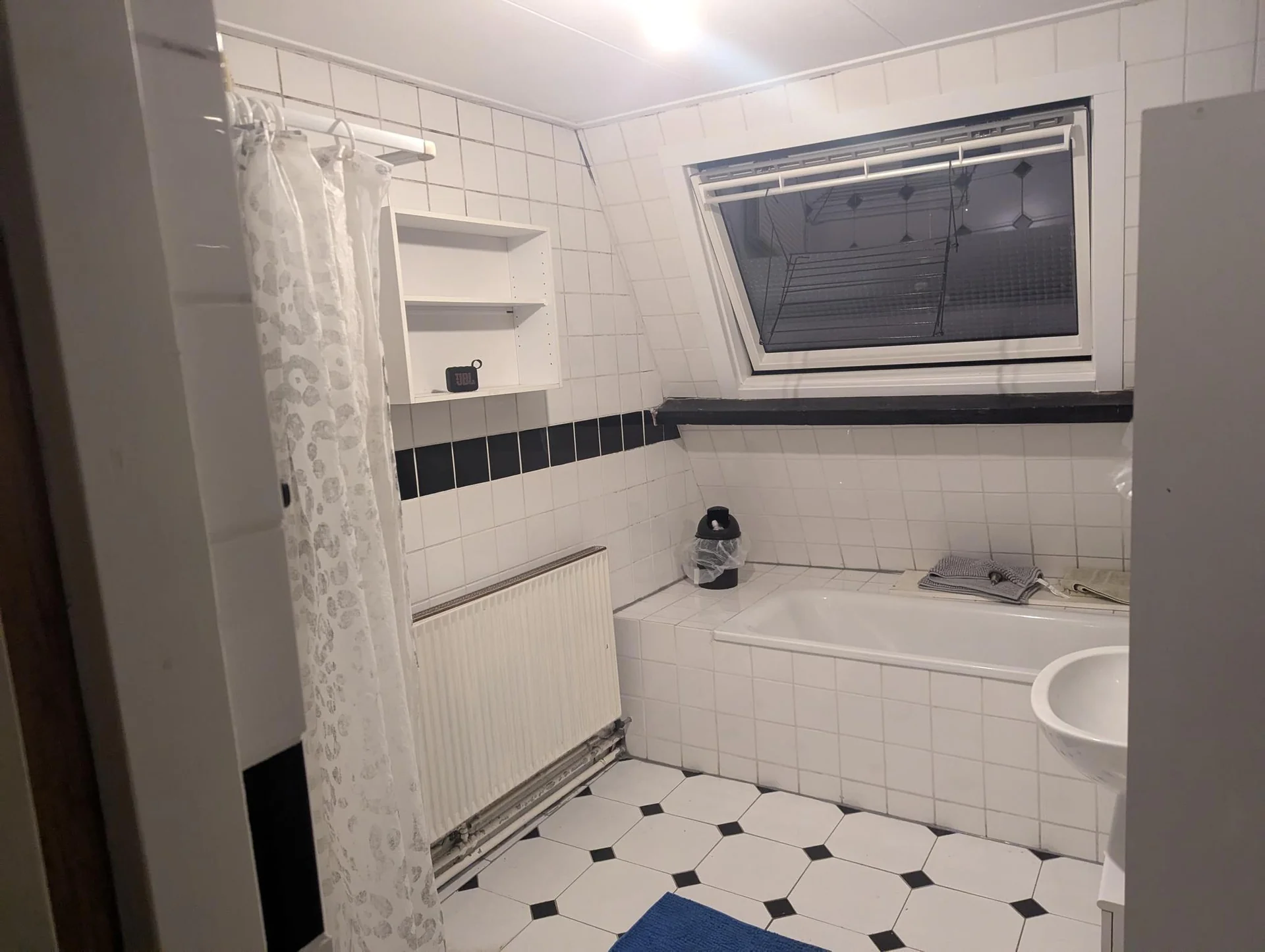 Foto van de Kamer gelegen aan de Van Lochemstraat in Enschede